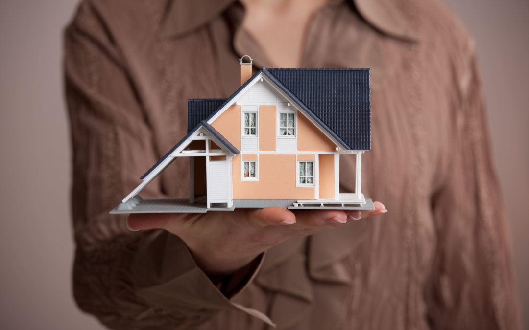 Five Ways a Real Estate Agent Morristown NJ Makes Moving Stress-Free