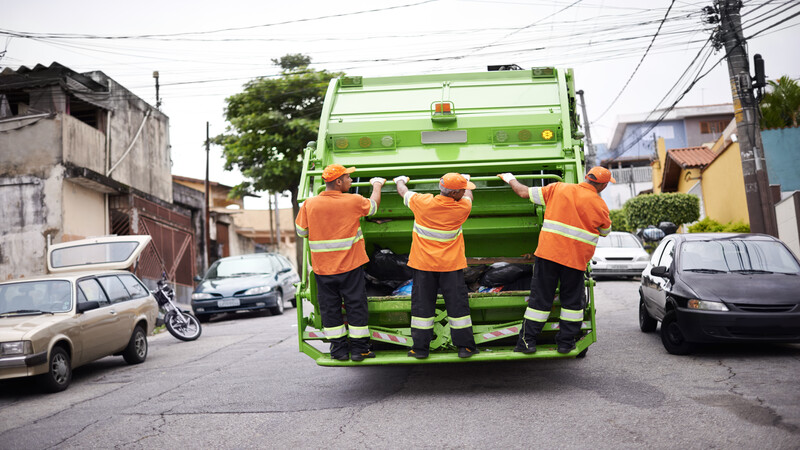 Reasons Homeowners Choose Trash Removal Services Franklin County NY for Cleanups
