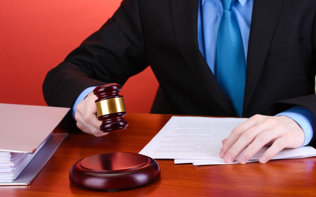 Common Mistakes a Car Accident Attorney in Garden City, NY, Helps You Avoid